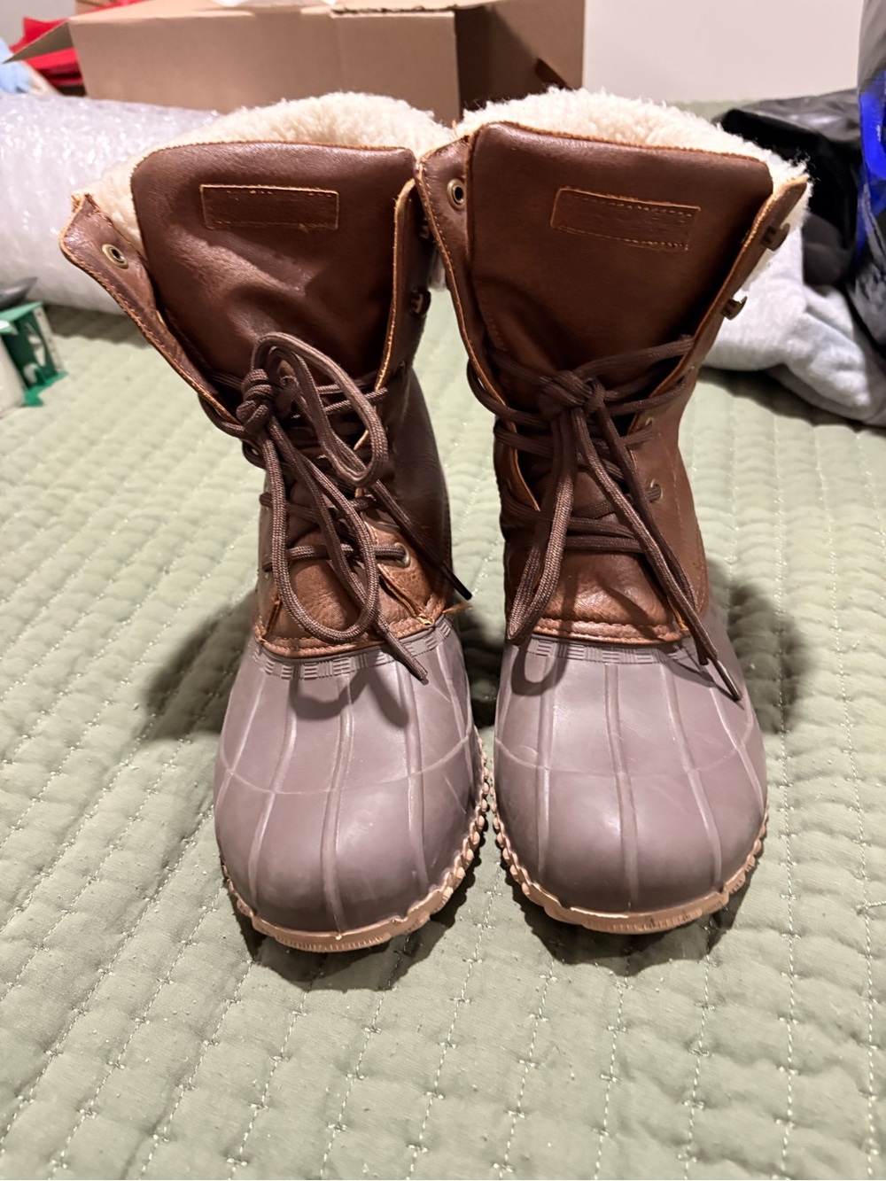 London Fog Brown Sherpa-Lined Lace-Up Boots
